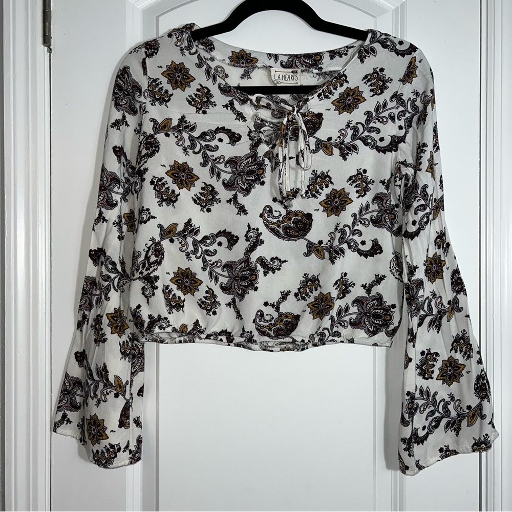 La Hearts White Bell Sleeve Crop Blouse